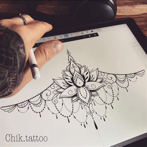 underboob tattoo words|8 idées trop stylées pour un underboobs tattoo